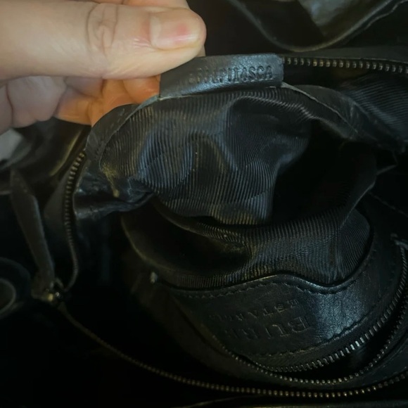 Burberry Black Quilted Shoulder Bag - Picture 6 of 7